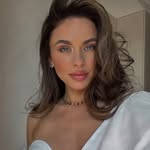 Aneta Żelaskowska 🤍🕊️ | streetstyle ~ content creator ~ ugc