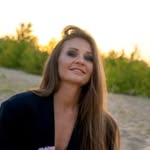 Natasha An ⚛︎ Business & Communication Strategist｜白莺 • 出海营销策略