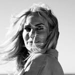 E L L E M I E K E ♡ ︎