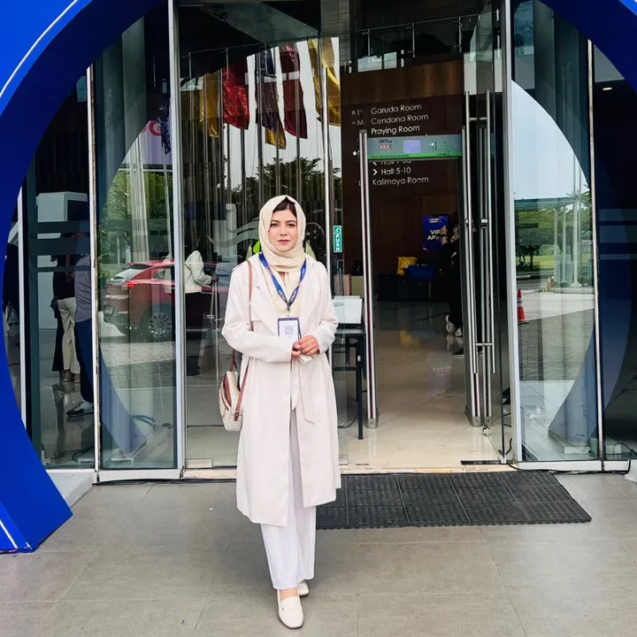 Dr Hamna Hafeez