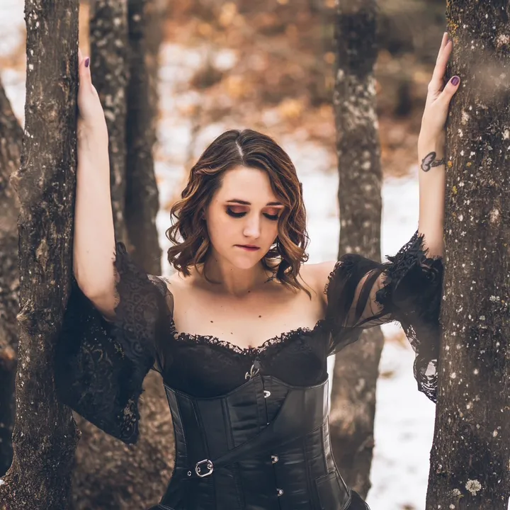 Anna D Stoddard