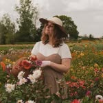 Sarah ☽ Seasonal living