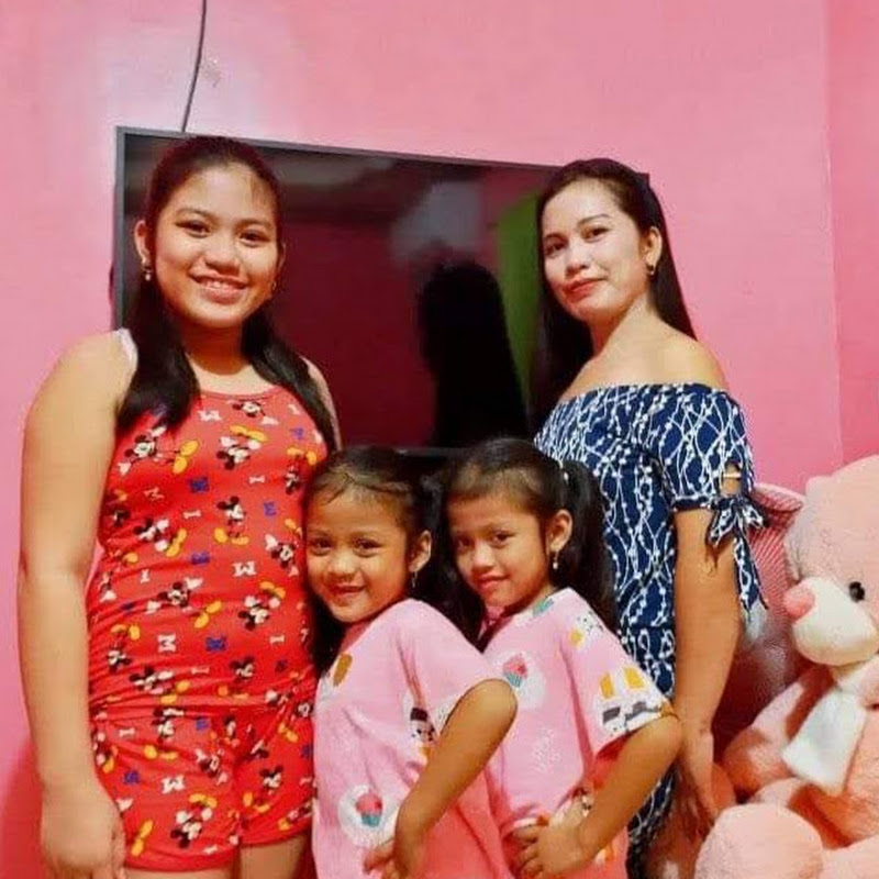 XYRELLE & JANELLE TWINS TV