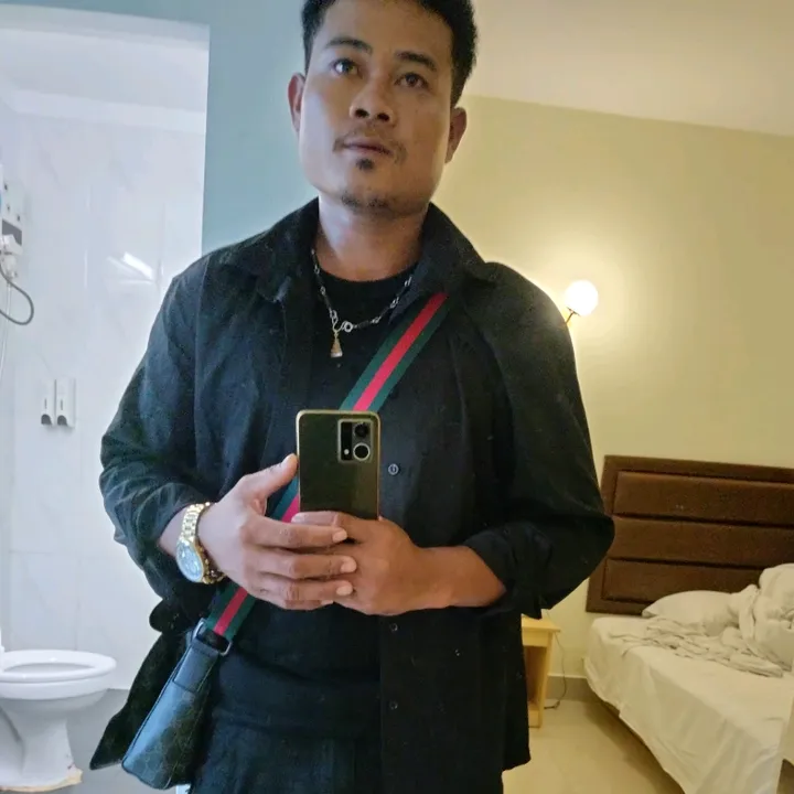 Van Lon បក្សីសមុទ្រ