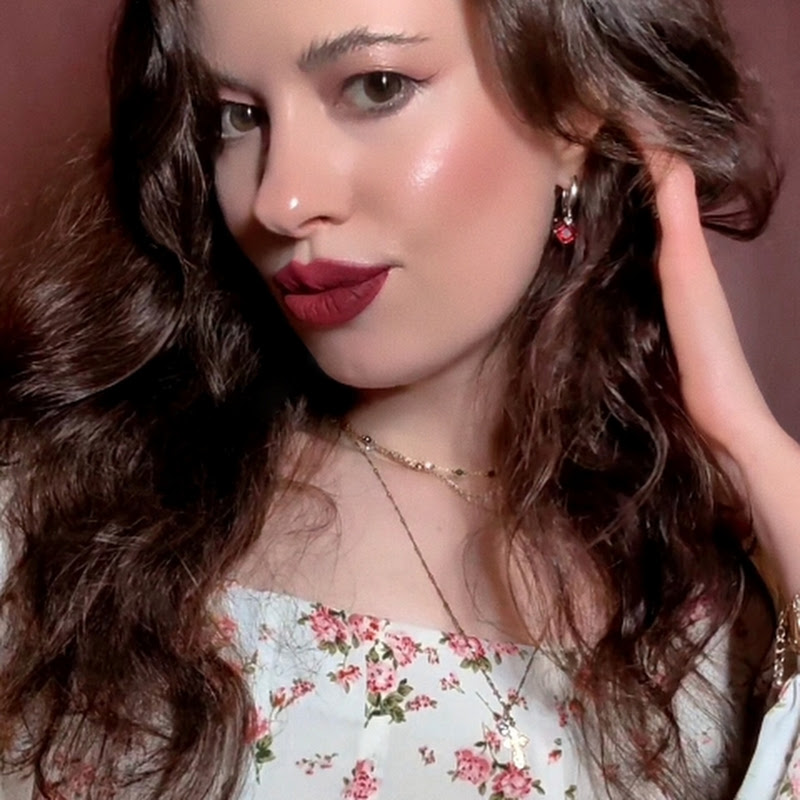Elina M-Lova