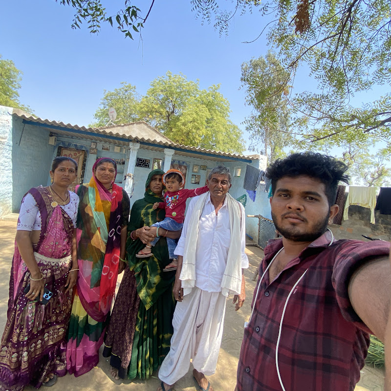 Family Wali Duniya