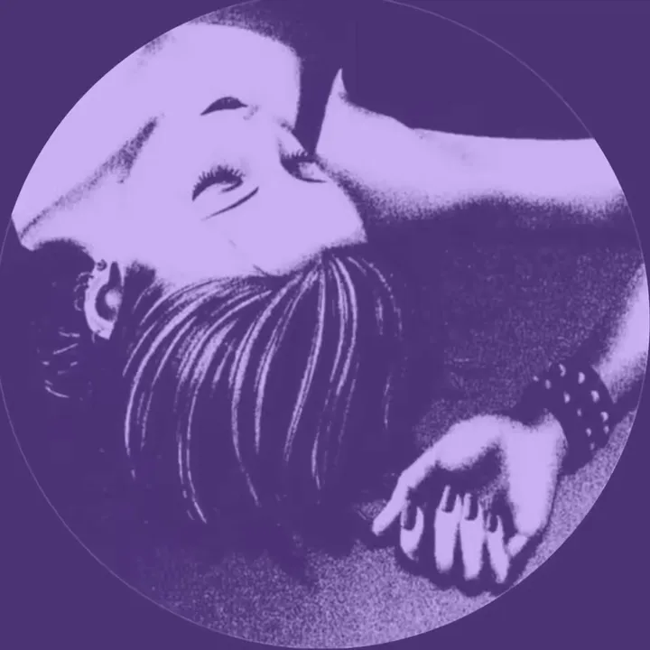 𝕹𝔞𝖓𝔞 🖤