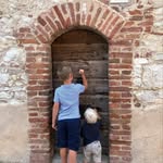 Lauren - Mum to 2 boys exploring Berkshire & Beyond!