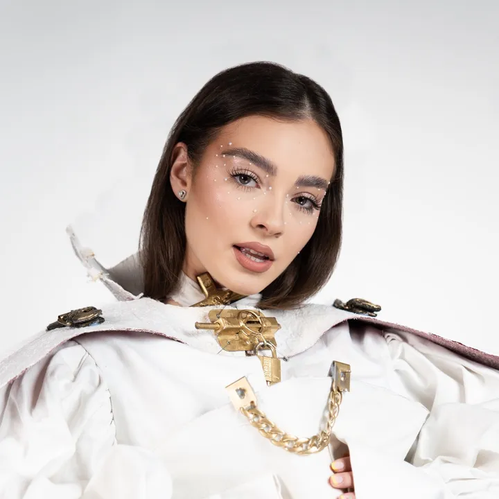 KIKI