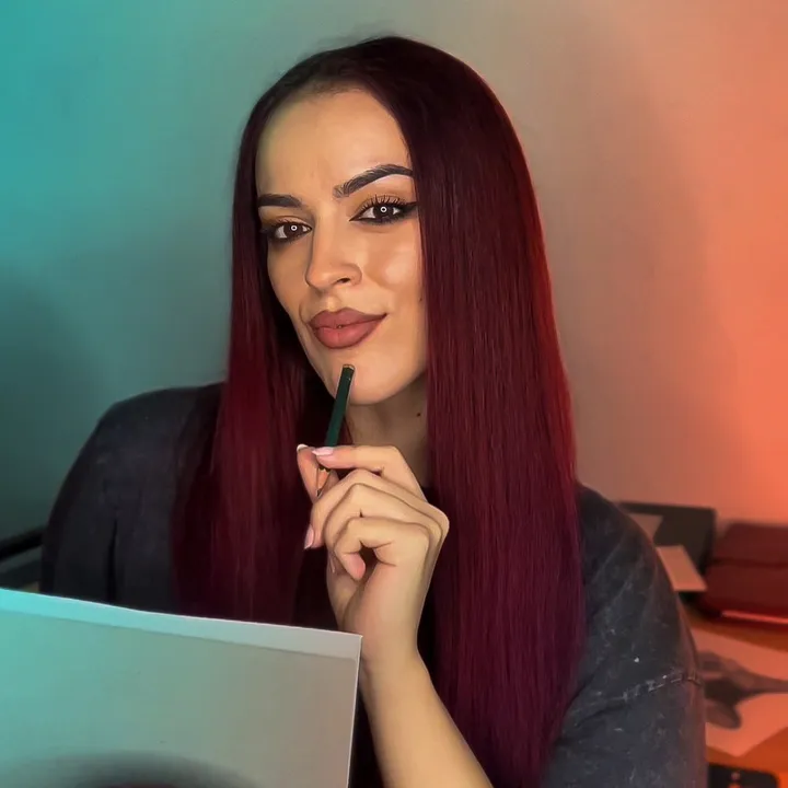 𝐀𝐑𝐓𝐌𝐈𝐒𝐓𝐈𝐂𝐀