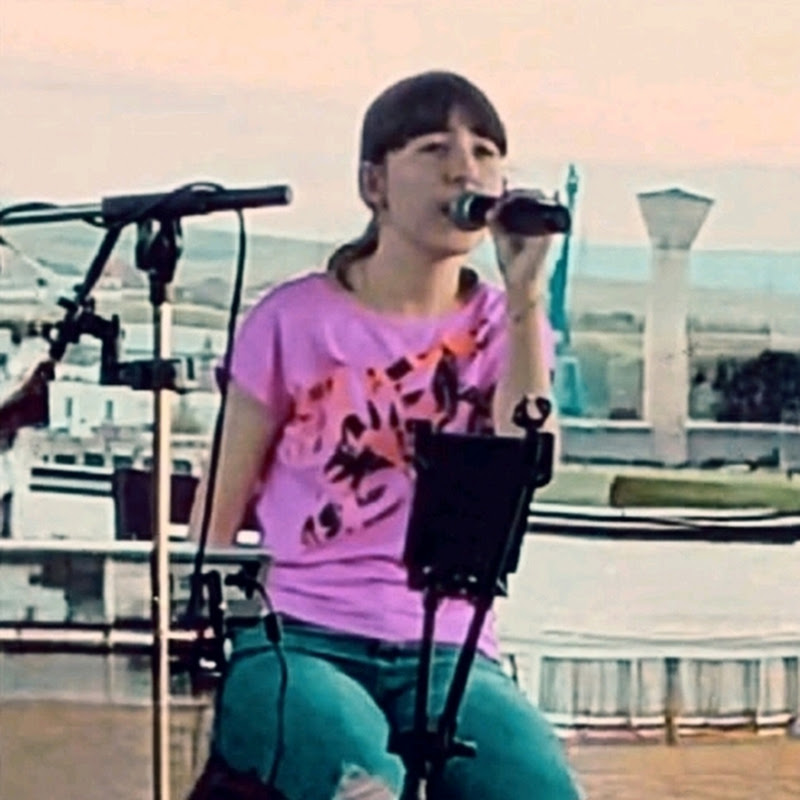  Bianca Vandici Official