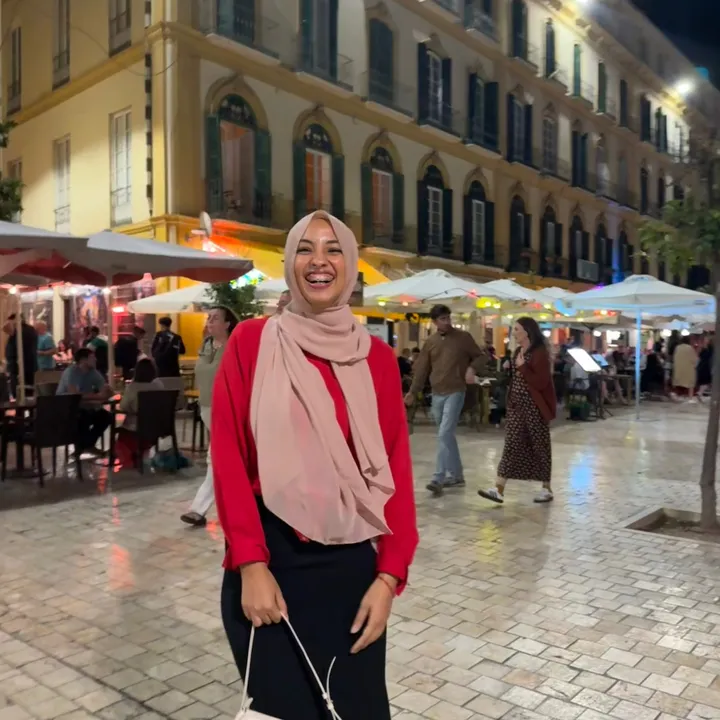 Eya | Life in Malaga 🇪🇸