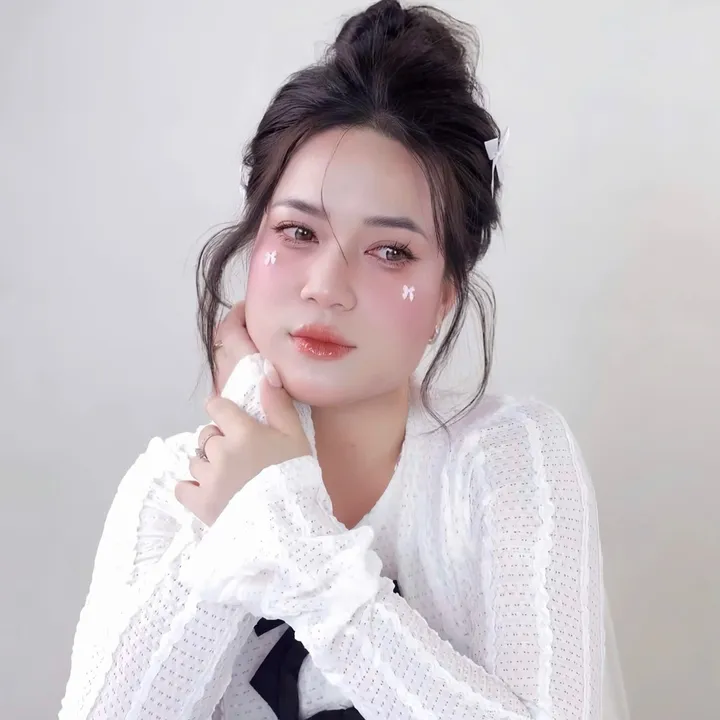 𝑻𝒊𝒏𝒚 ✿