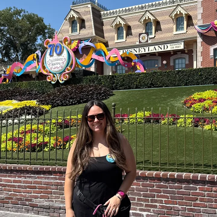 ✨Caitlyn✨Travel Agent✨