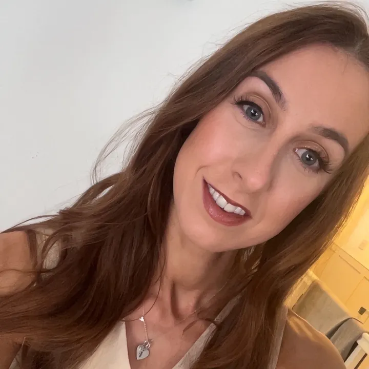 Jade Louise | TTS 🛍️