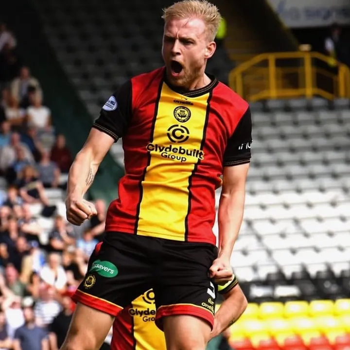 Harry Milne 🐐