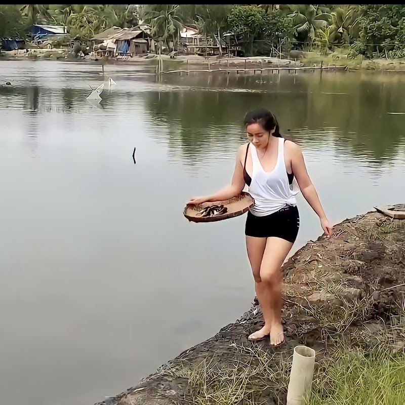 Mariana Canoy Official