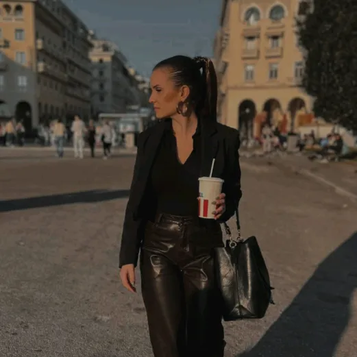 𝐀𝐓𝐇𝐈𝐍𝐀🧸🪩