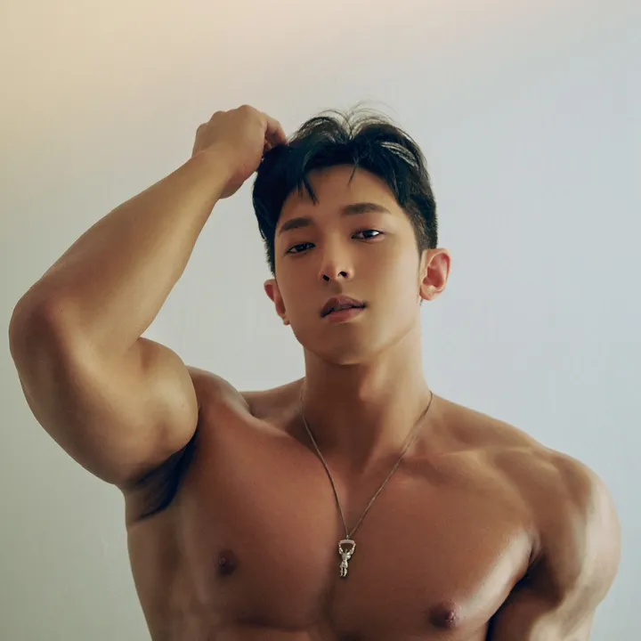 12/11 HBD 🍩Hyun🍩