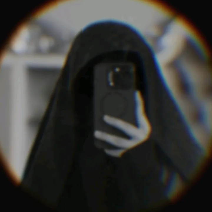 𝑨𝒚𝒖𝒃𝒊-𝑺𝒊𝒔
