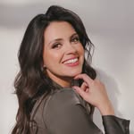 MARIANE BUENO BEAUTY