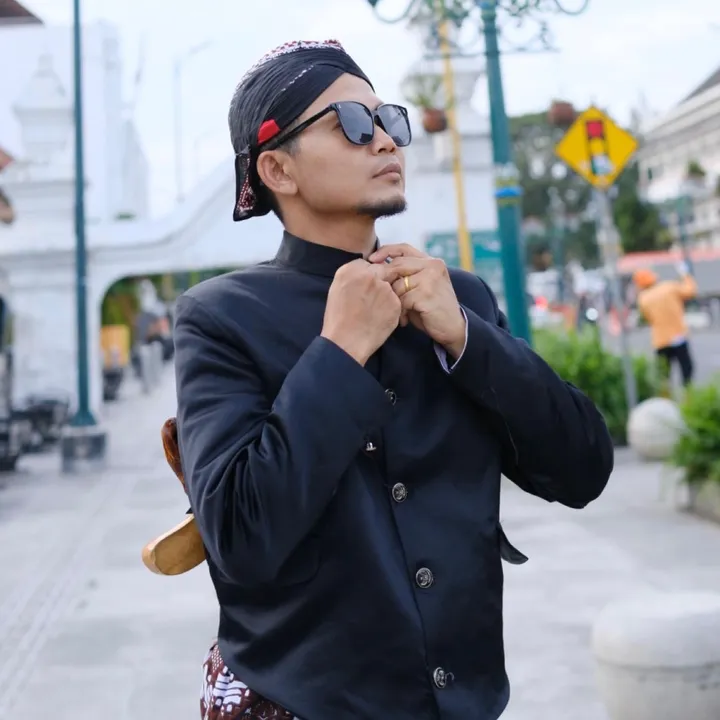 🅘’🅜  🅓🅘🅞🅝