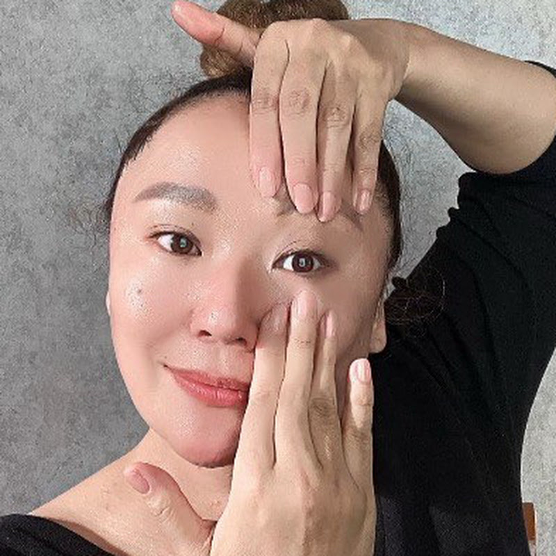 Face Yoga Routine 