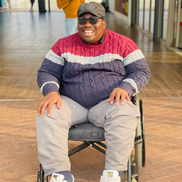 Andile Ace Ntuli 👨🏽‍🦽‍➡️