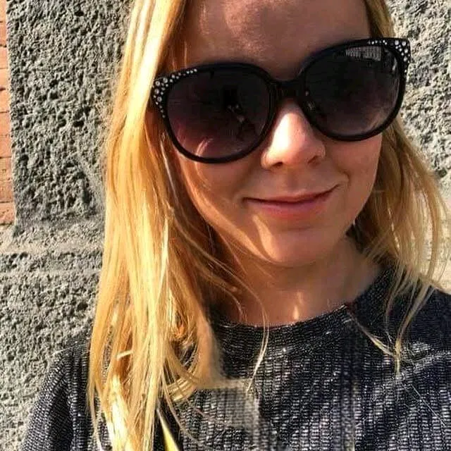 🎈Anna