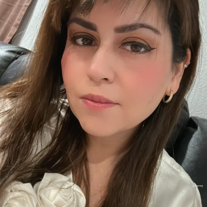 Gsarah 🐝