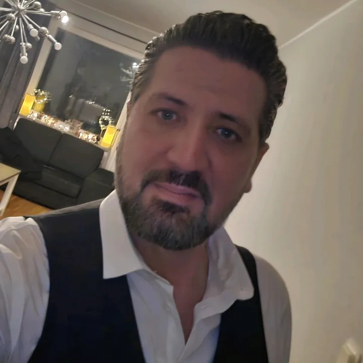 Simon