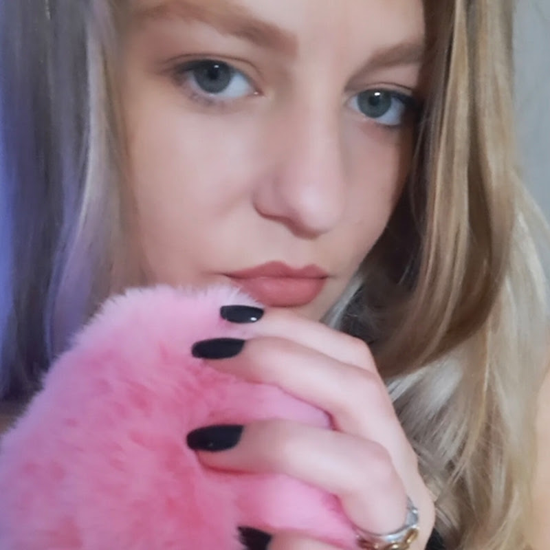 ASMR Charné Caesar 