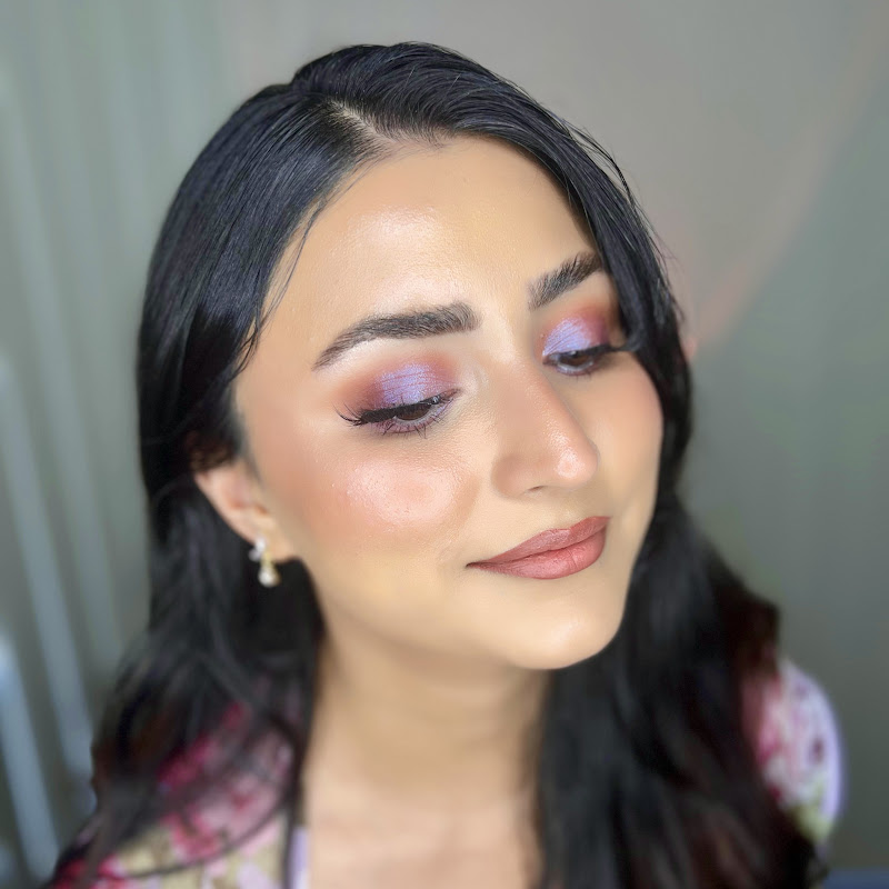 Suve’s Glam Gallery 