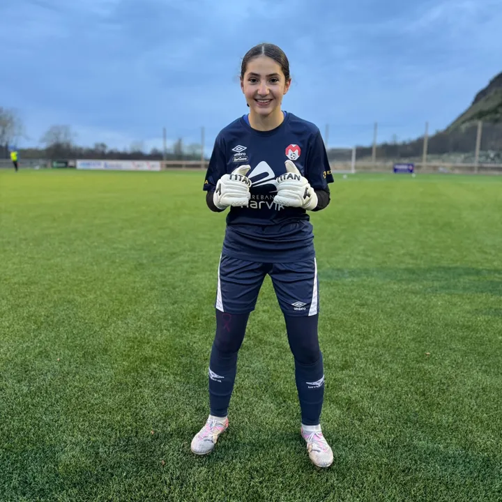 ESiLA~KEEPER ⚽️🧤