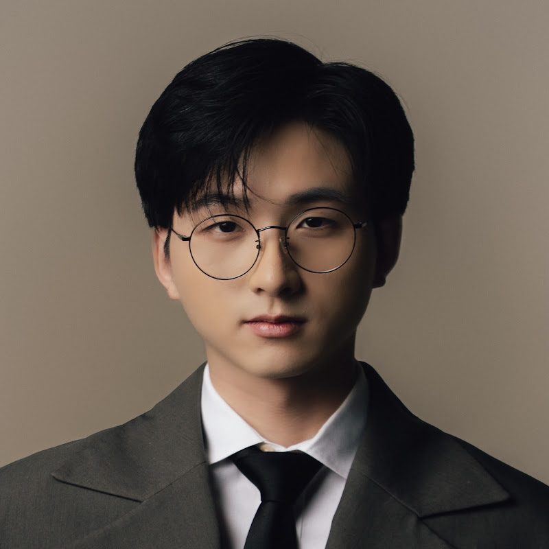 Evan Tan