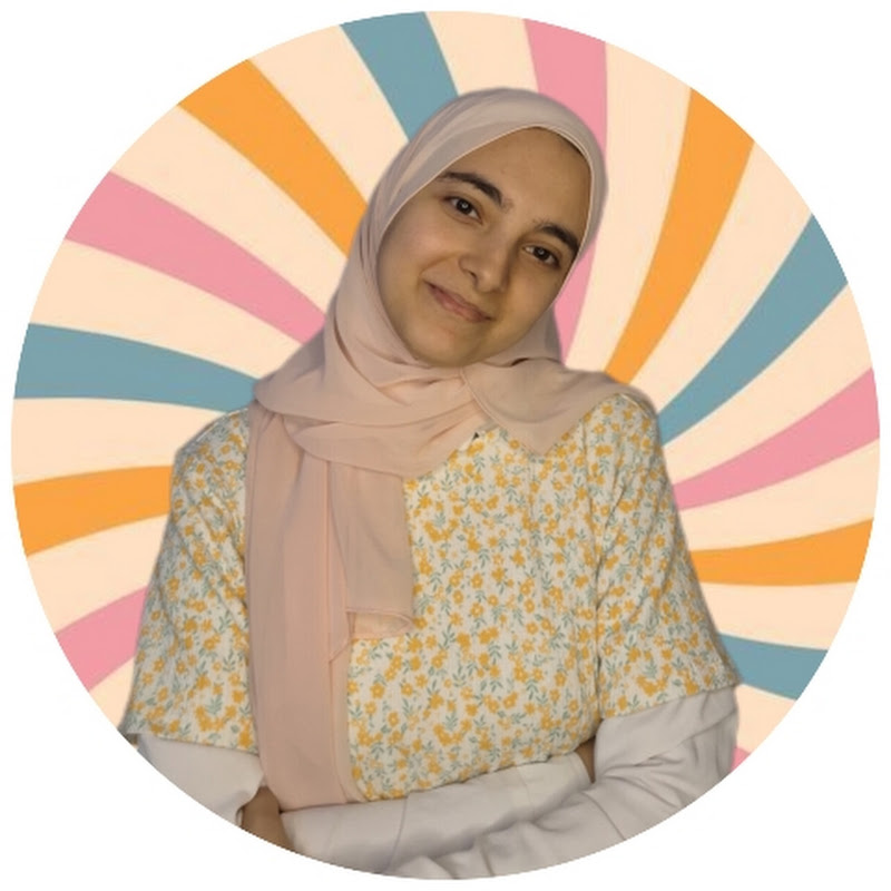 فنانة الورق