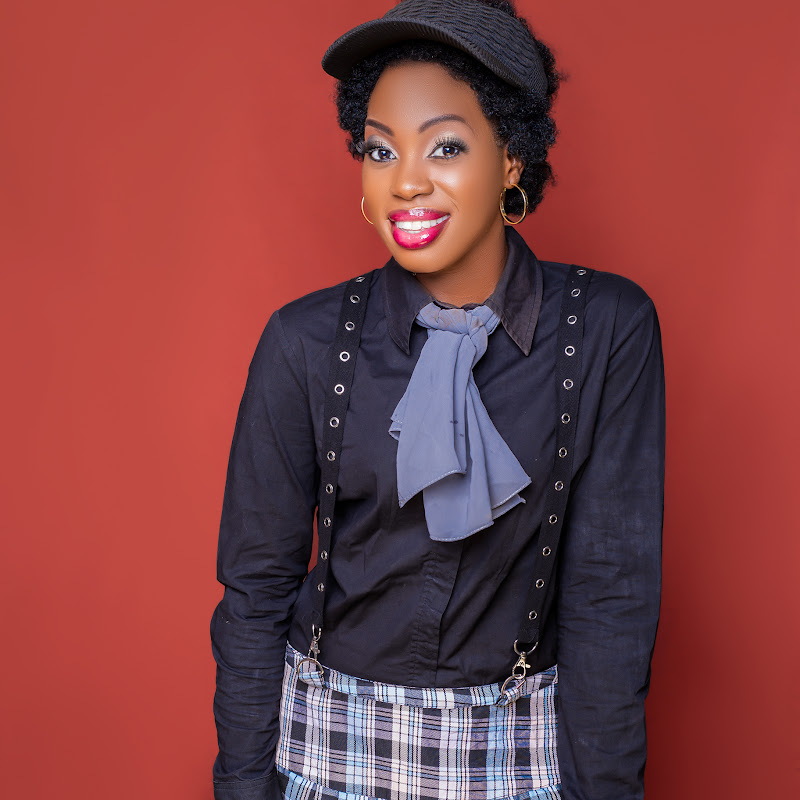 Momo Nakubulwa 