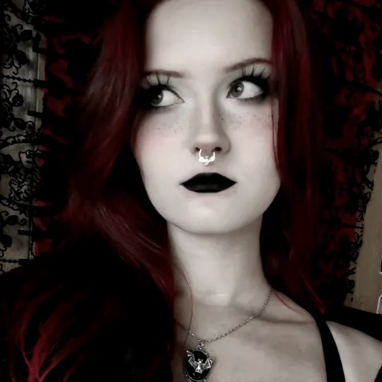 𝕬𝖒𝖆𝖓𝖉𝖎𝖓𝖊 🖤