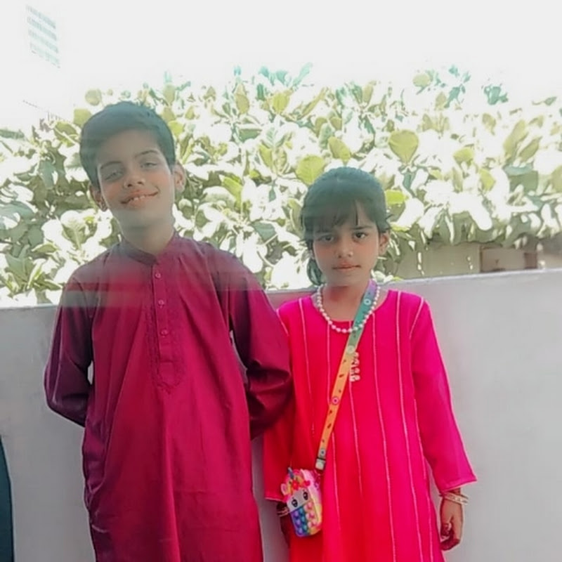 owais manahil vlogs