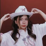 Ly Ha (Lily)