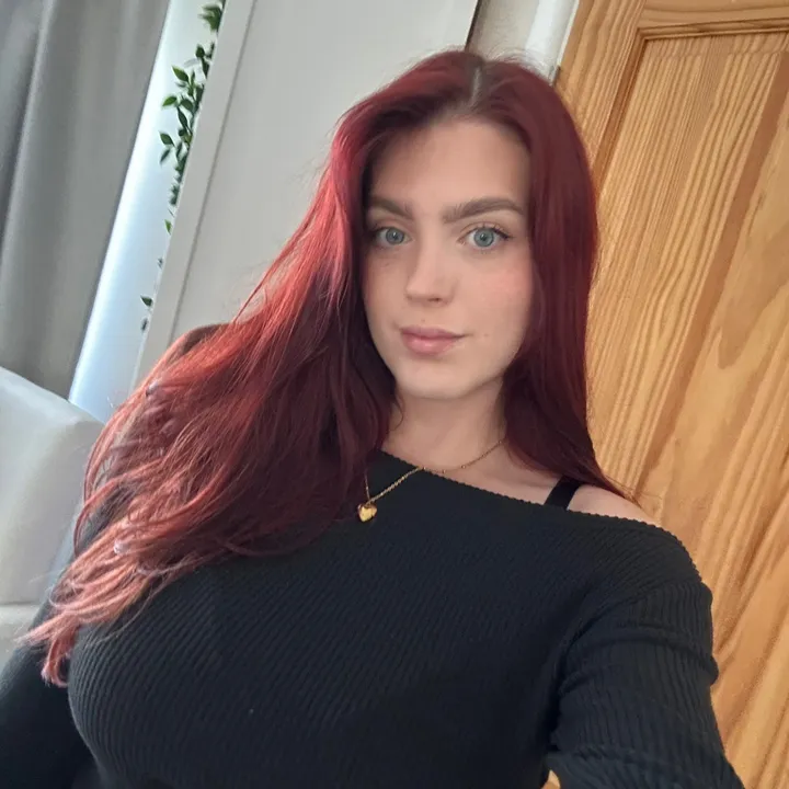 𝕯𝖊𝖒𝖎 𝕰𝖑𝖎𝖟𝖆𝖇𝖊𝖙𝖍 🎀