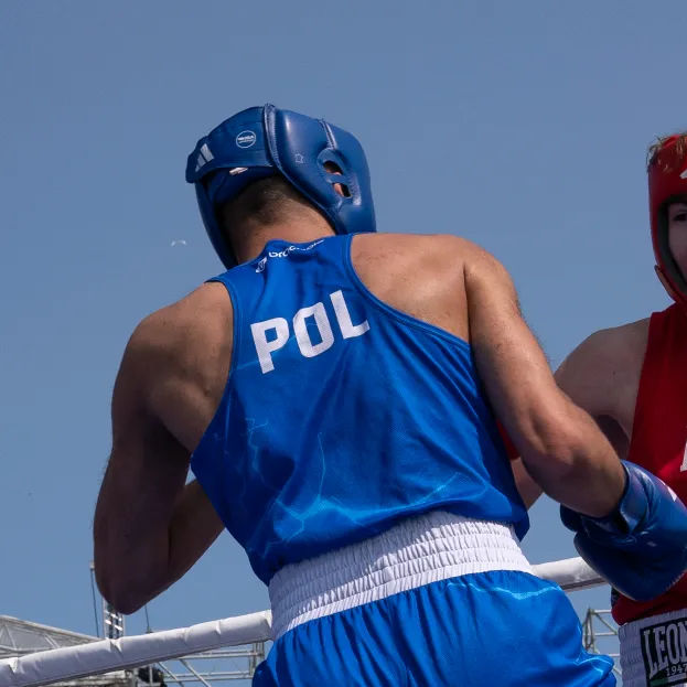 ~🥊𝑺𝒊𝒌𝒐𝒓𝒂👽~