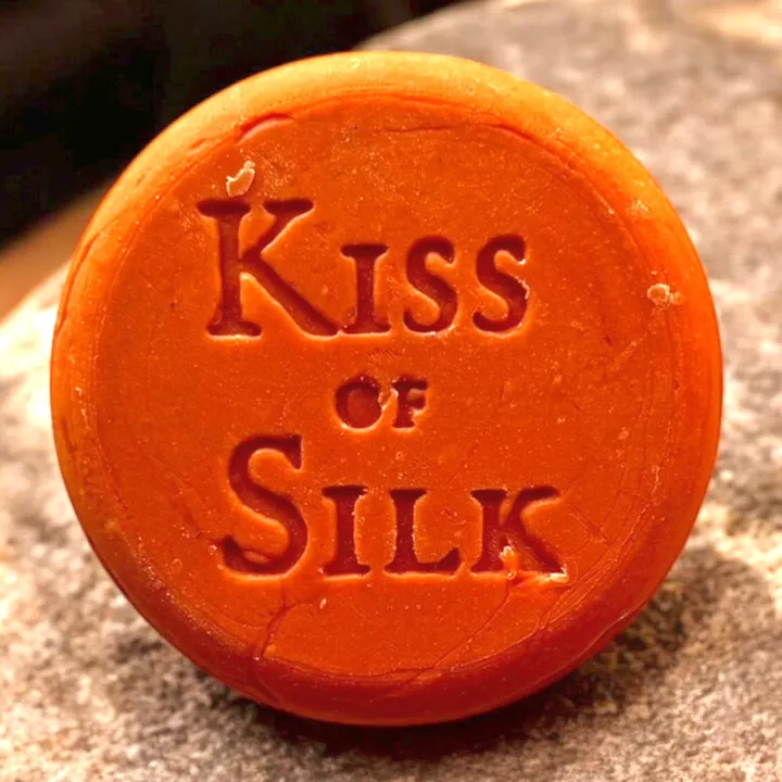 Kiss of Silk