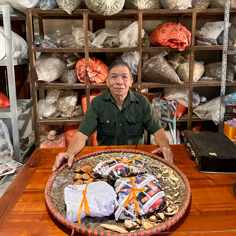 Lương Y Triệu Sỹ Điền