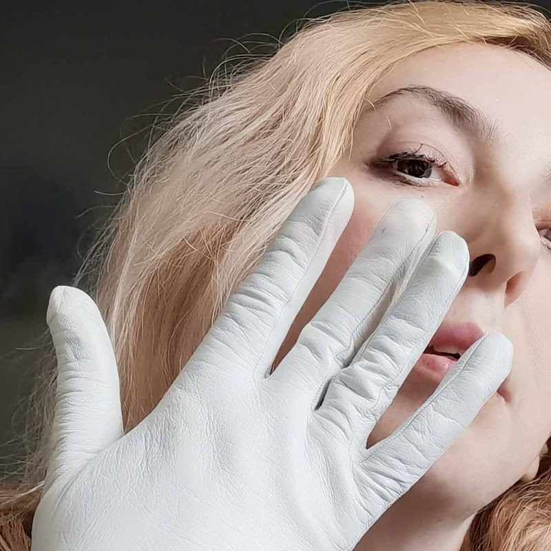  ASMR Milana gloves & boots 
