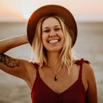 I’m Averi ➵ Solo Explorer