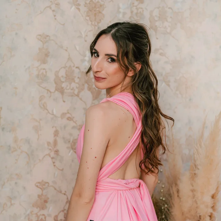Anny Primaz