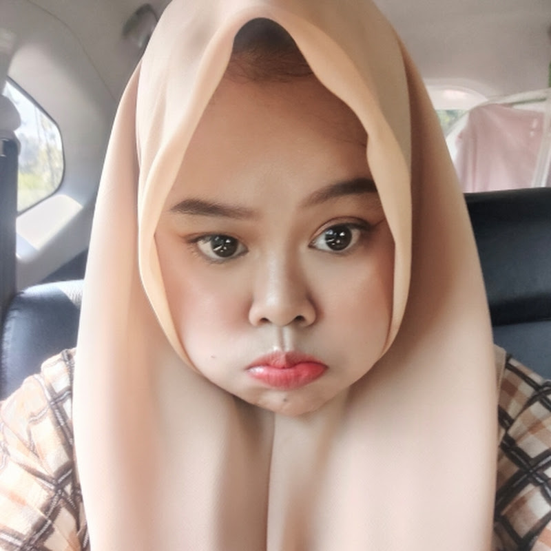 Rahmawati Kekeyi putri cantikka