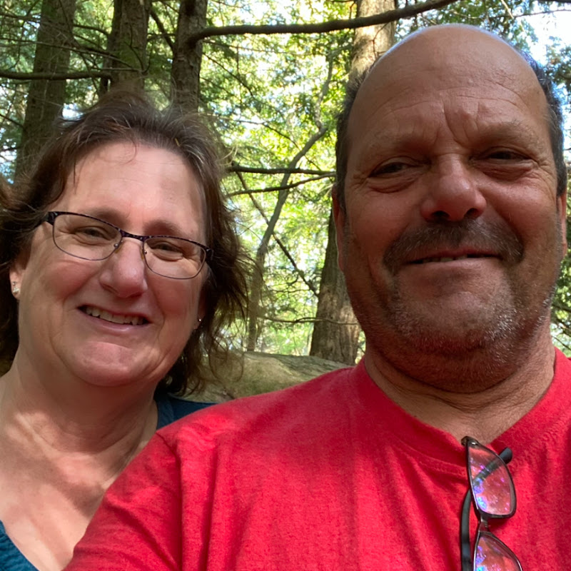 Off Grid Living with the Bennetts