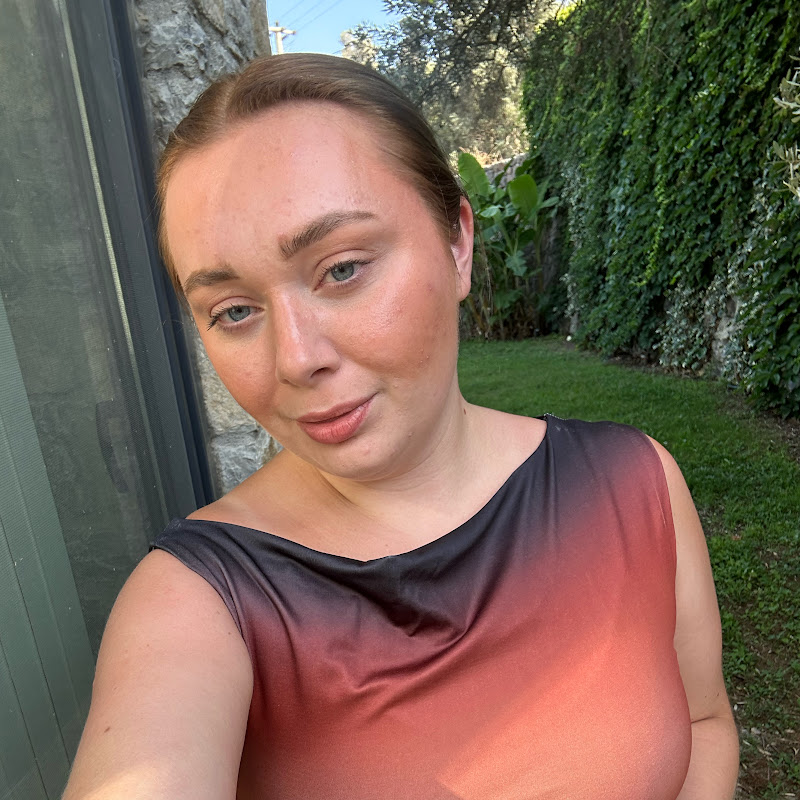 Holly Louise